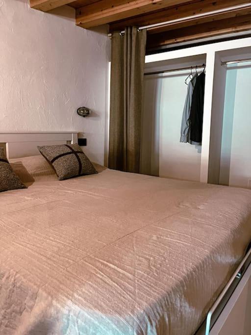 La Petite Croix Apartment Aosta Luaran gambar